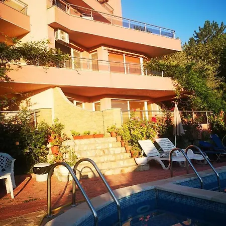 Complex Karia I Kavarna