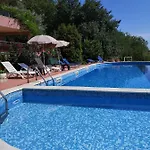 Complex Karia I