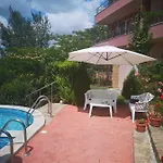 Complex Karia I