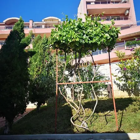 Complex Karia I * Kavarna