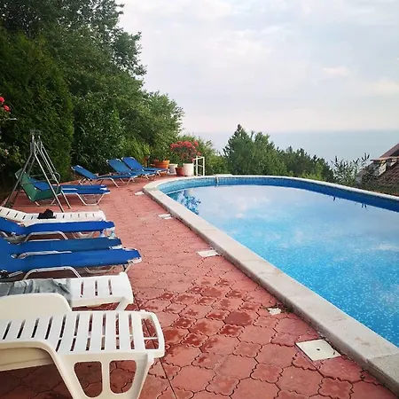 Complex Karia I *