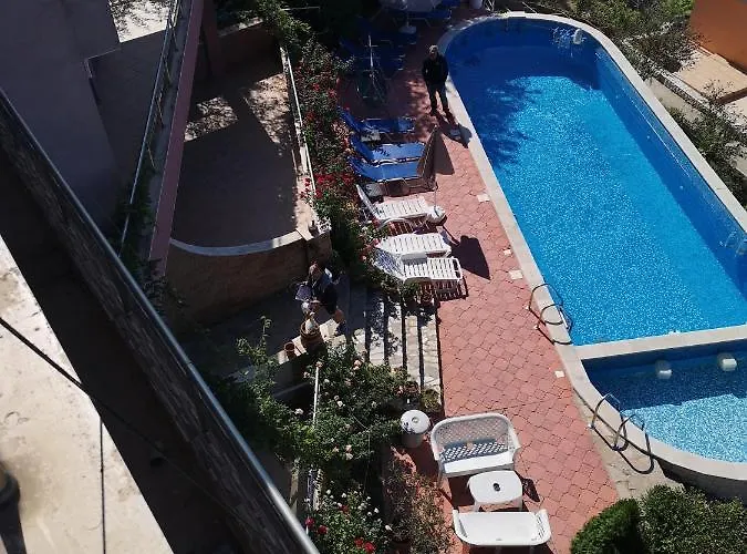 Complex Karia I דירה *