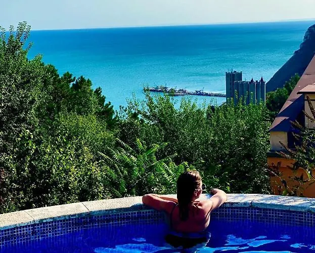 Complex Karia I קברנה