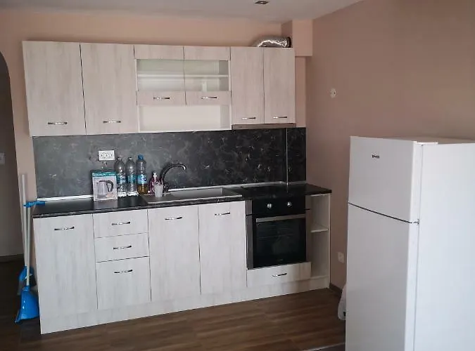 Complex Karia I דירה