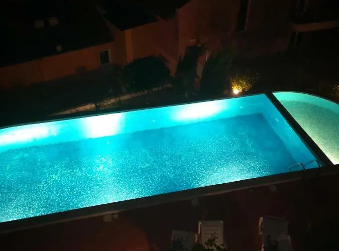 Complex Karia I דירה קברנה